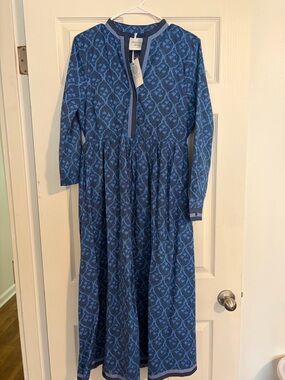 NWT Hyacinth House Blue Patterned Long Sleeve Midi Dress